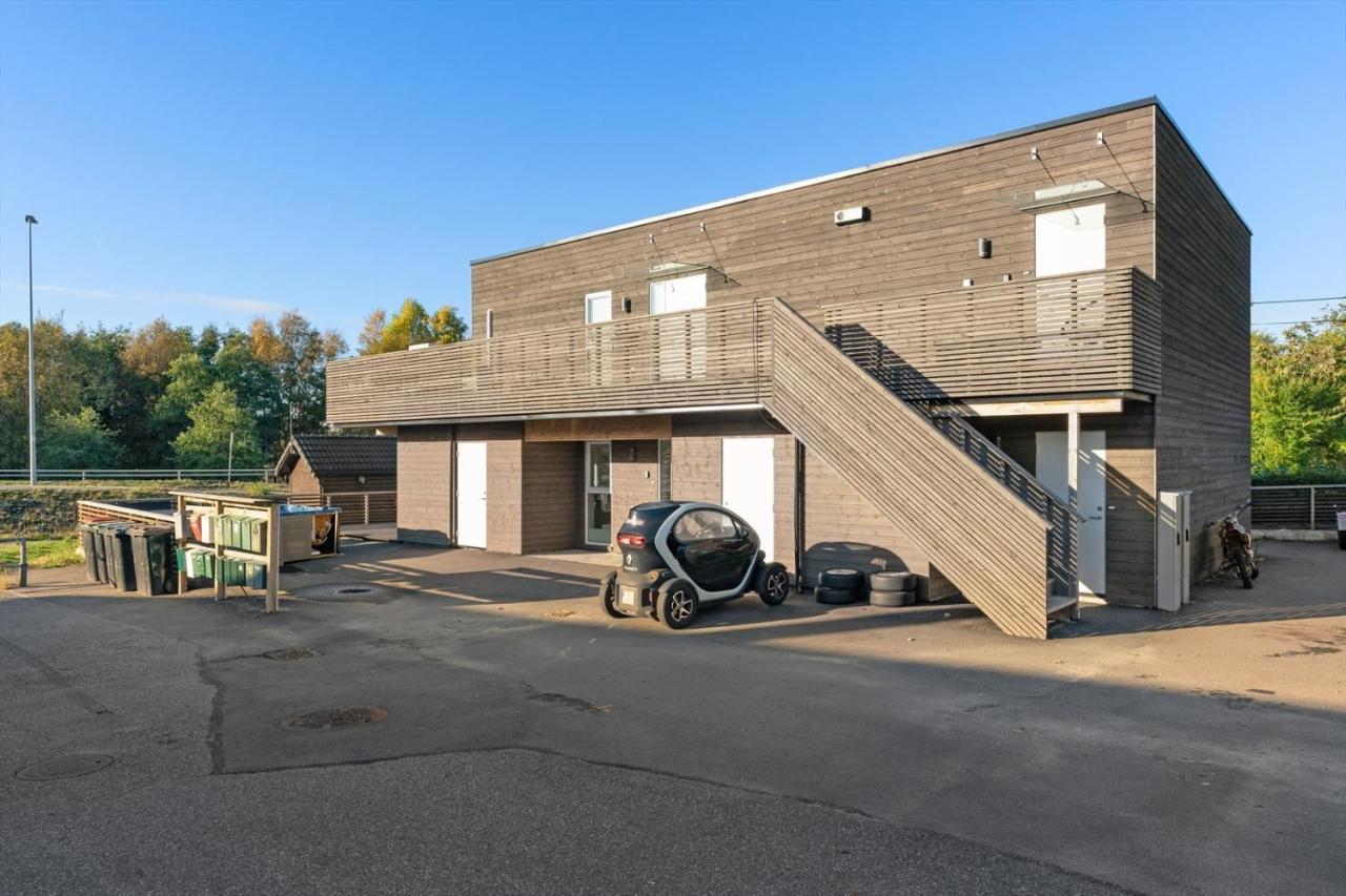 Experience A Cozy Getaway Near Pulpit Rock-A Unit Apartment Jorpeland Exterior photo